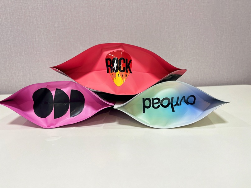 GalePack custom supplement pouch supplied to Gabe Health for Ovrload brand