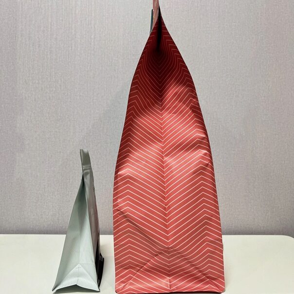 Custom printed eight-side sealed flat bottom food pouch